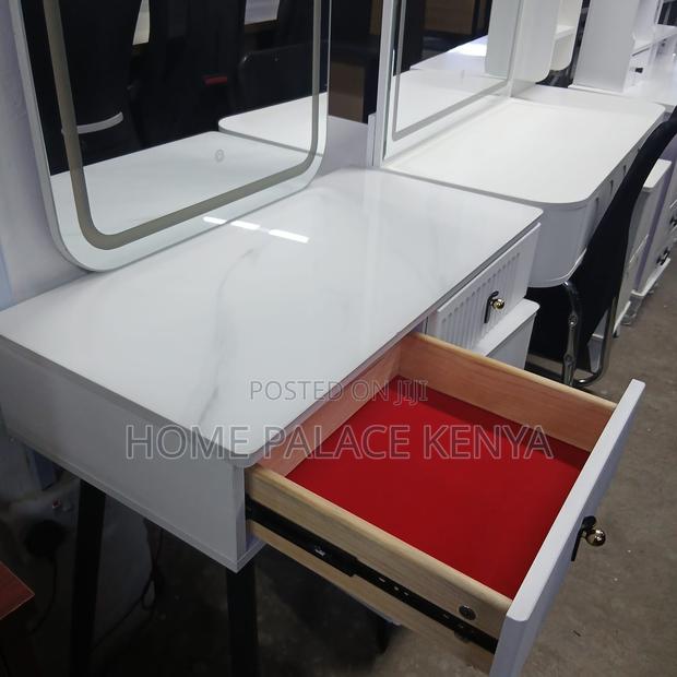 Dressing Table: White Vanity Desk With Red Interior and Marble Top - thumbnail 4