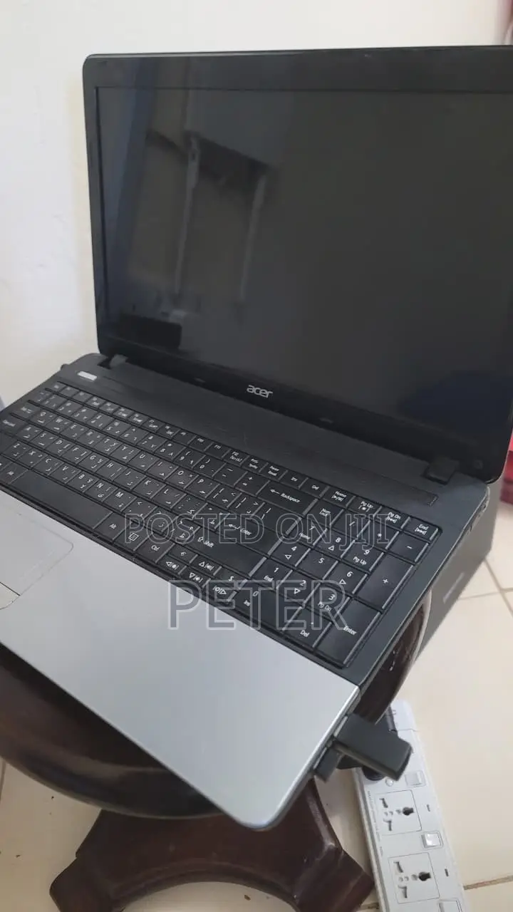 Laptop Acer Apsire M3 581TG 4GB Intel Core i3 HDD 500GB