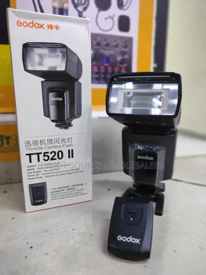 Original Godox Tt520 Ii Universal Flash Light - Brand New