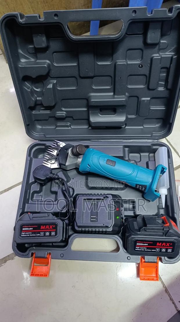 Cordless Rechargeable Sheep Clipper/Cordless Wool Sheir - thumbnail 3