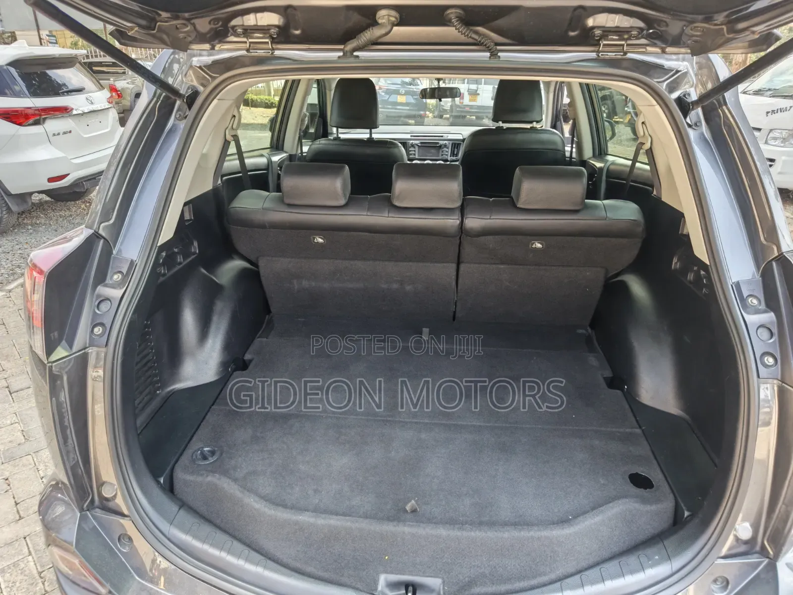 Toyota RAV4 2019 Gray