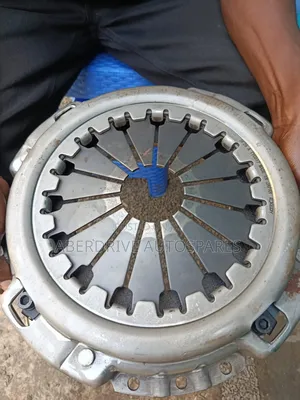 Pressure Plate Hino 300
