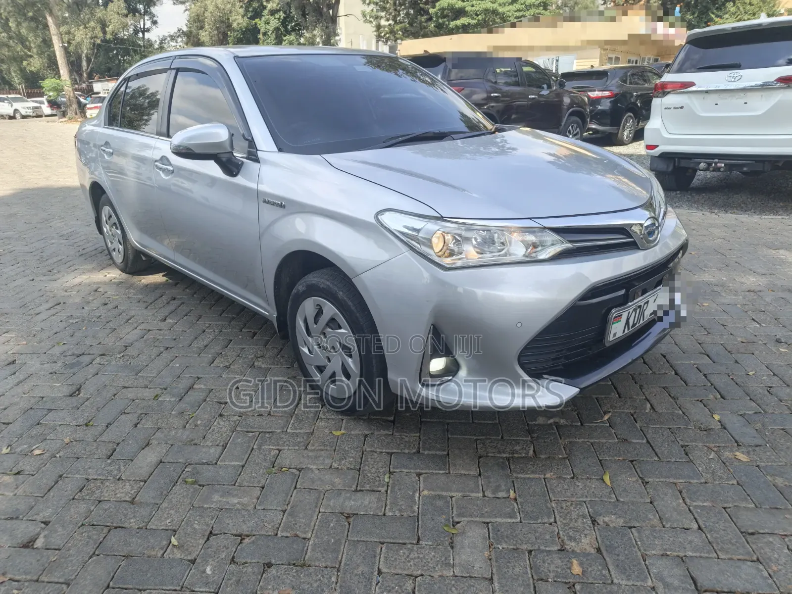 Toyota Axio 2018 Silver