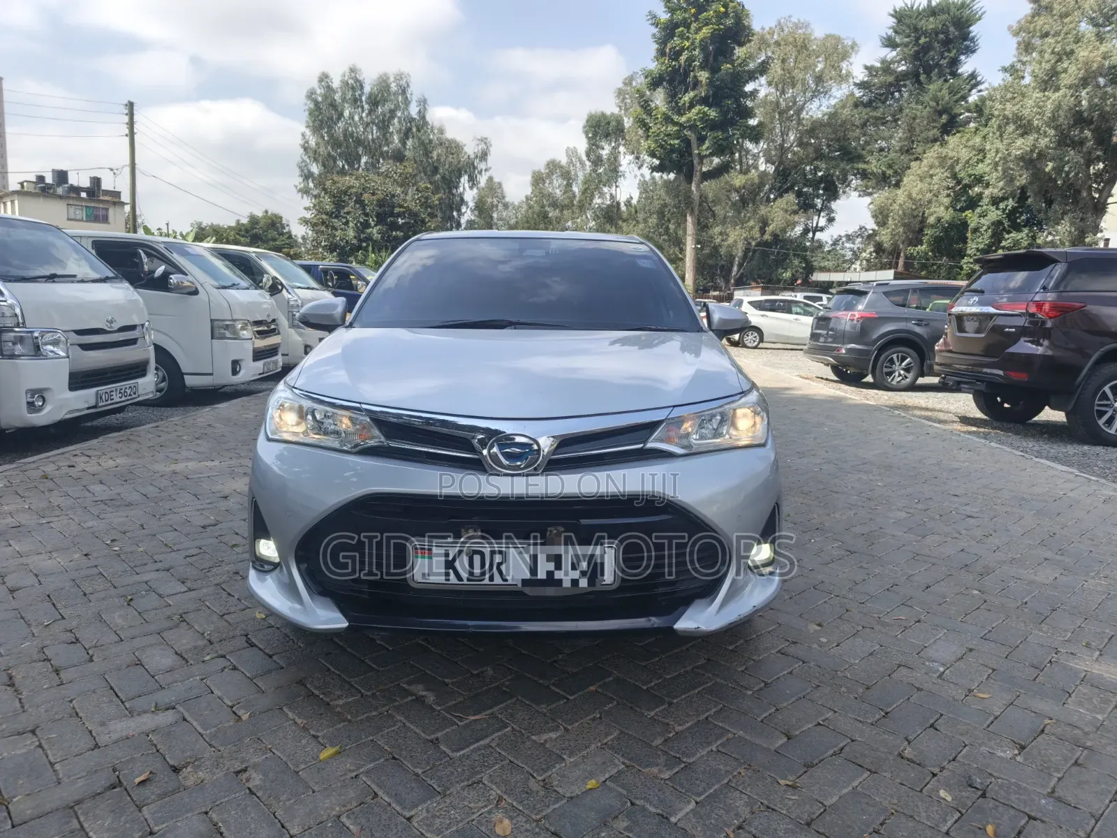 Toyota Axio 2018 Silver