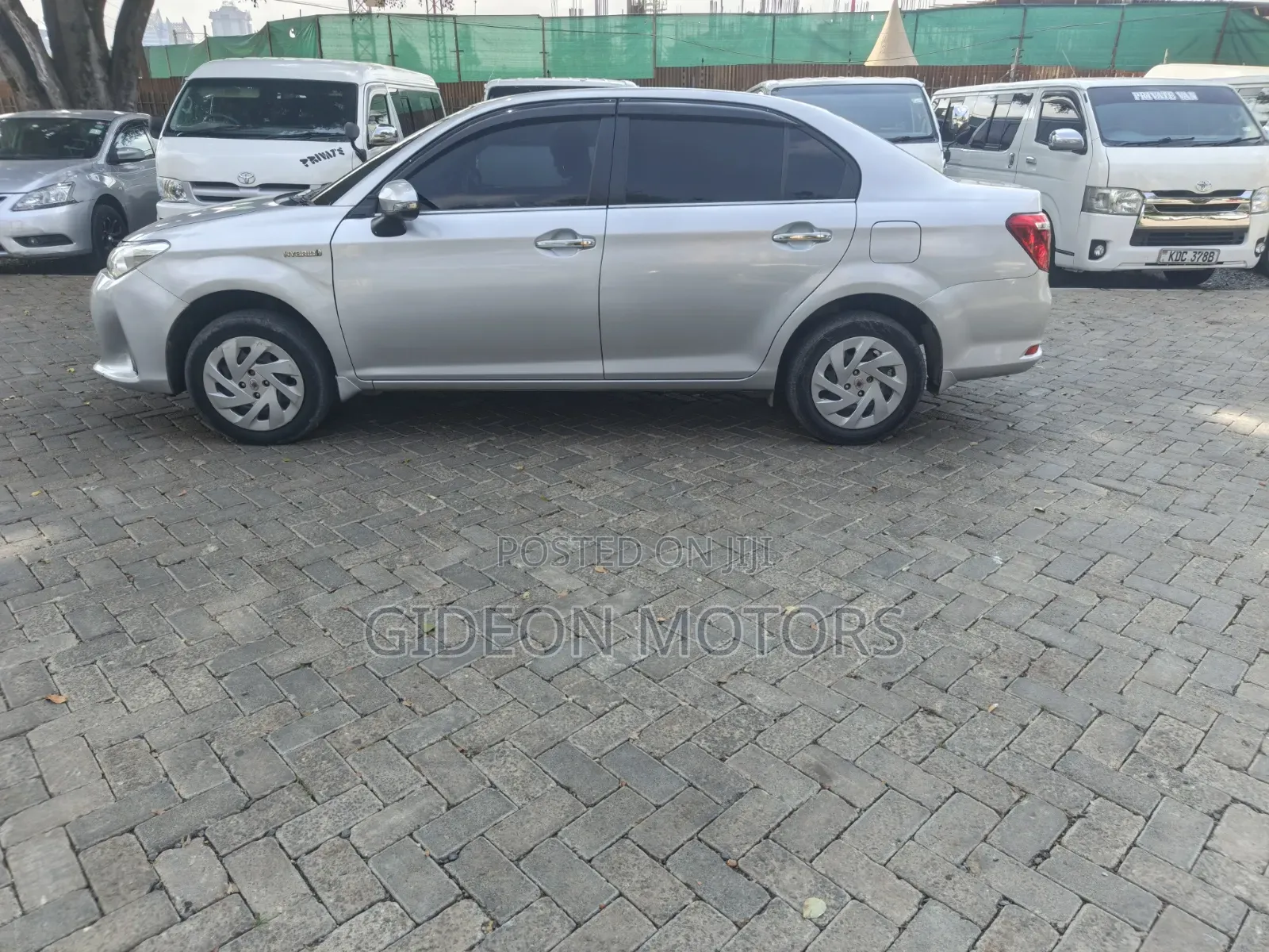 Toyota Axio 2018 Silver