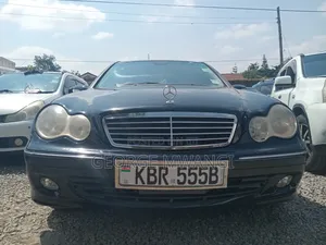 Mercedes-Benz C180 2005 Black