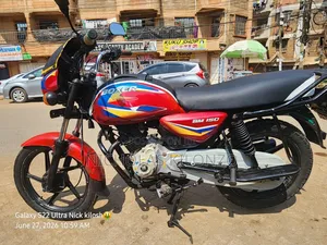 Bajaj Boxer 2024 Red