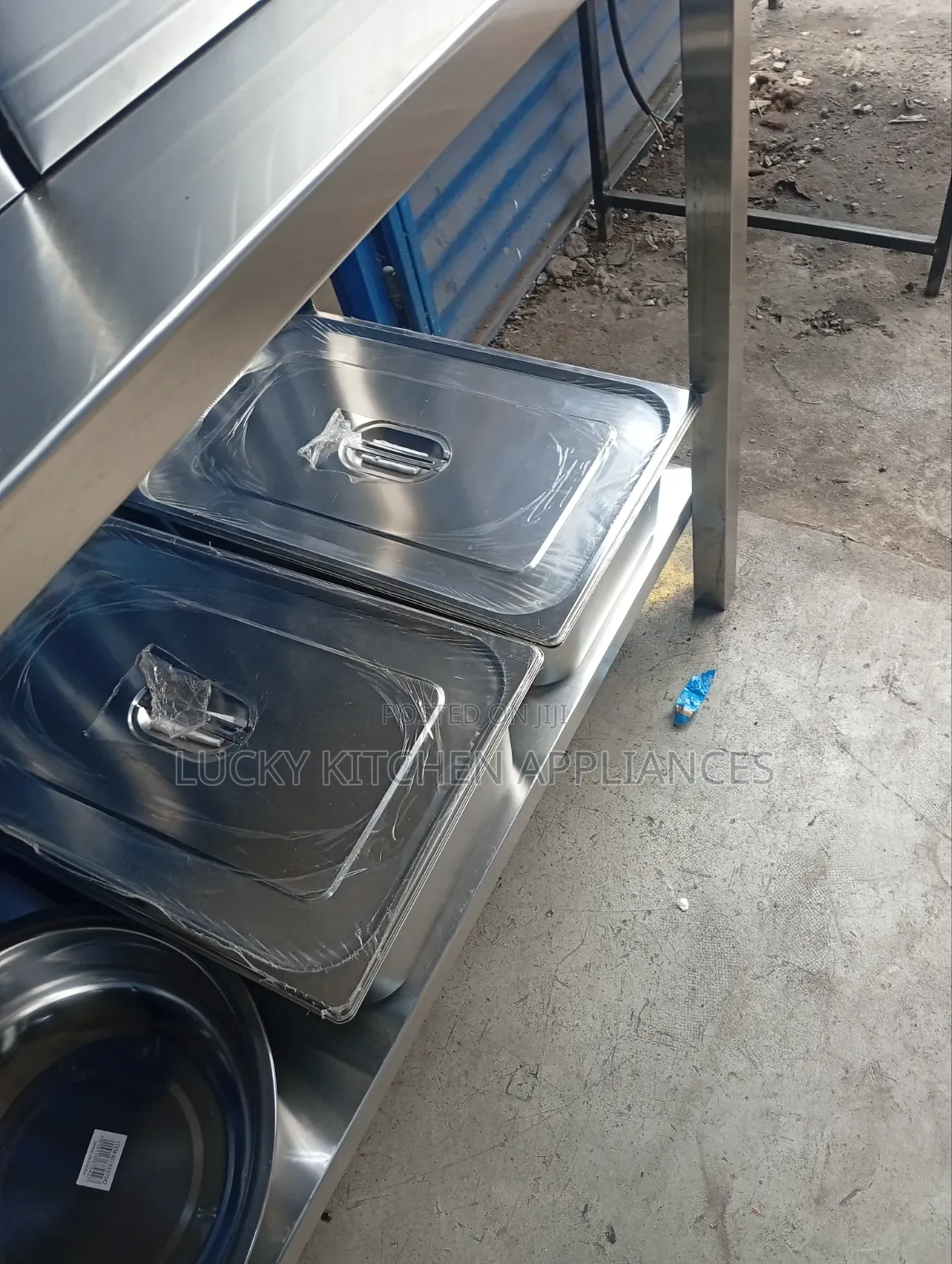 Stainless Steel Deep Insert With Lid.