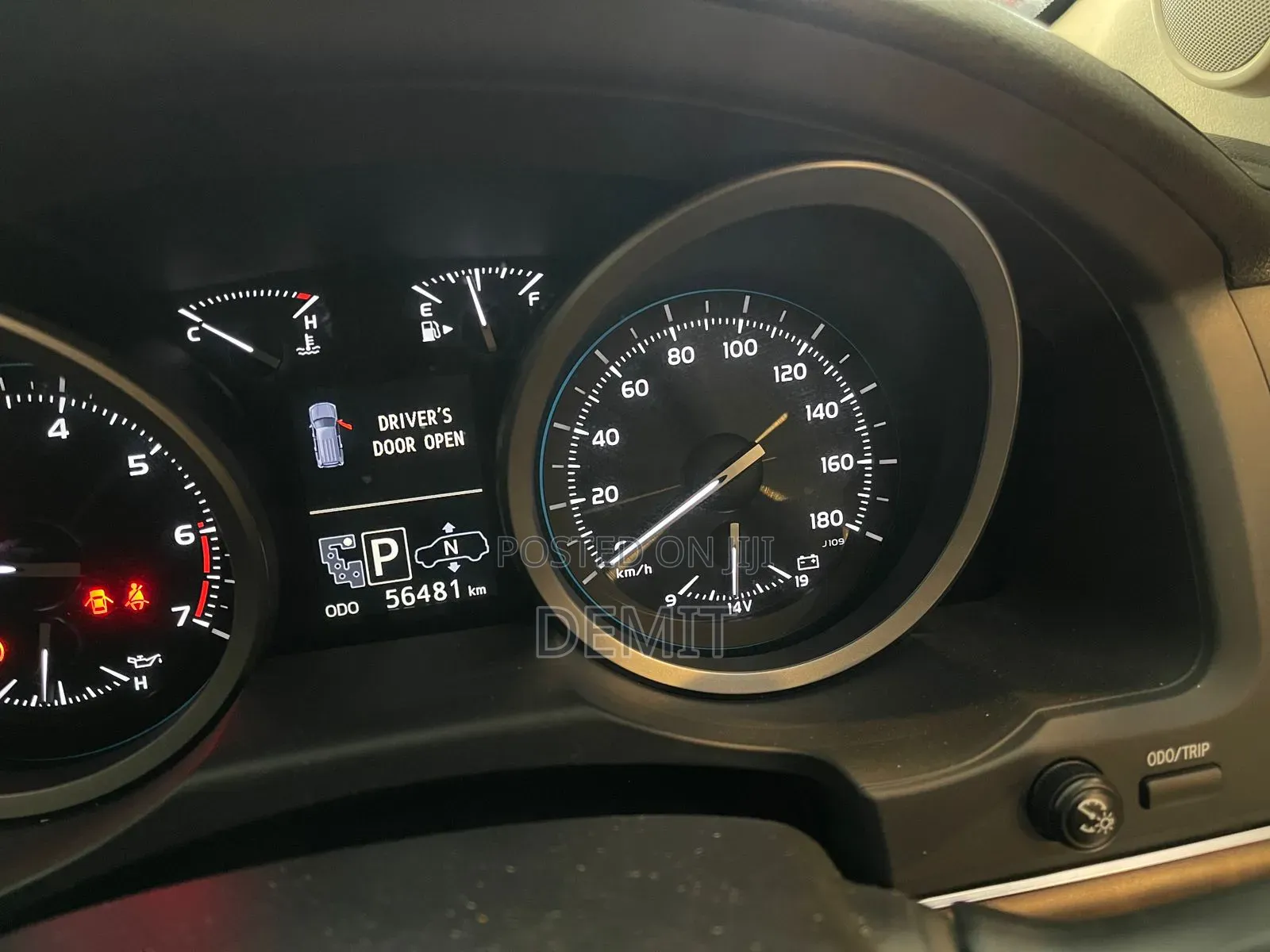 Toyota Land Cruiser 4.6 V8 ZX 2016 Black