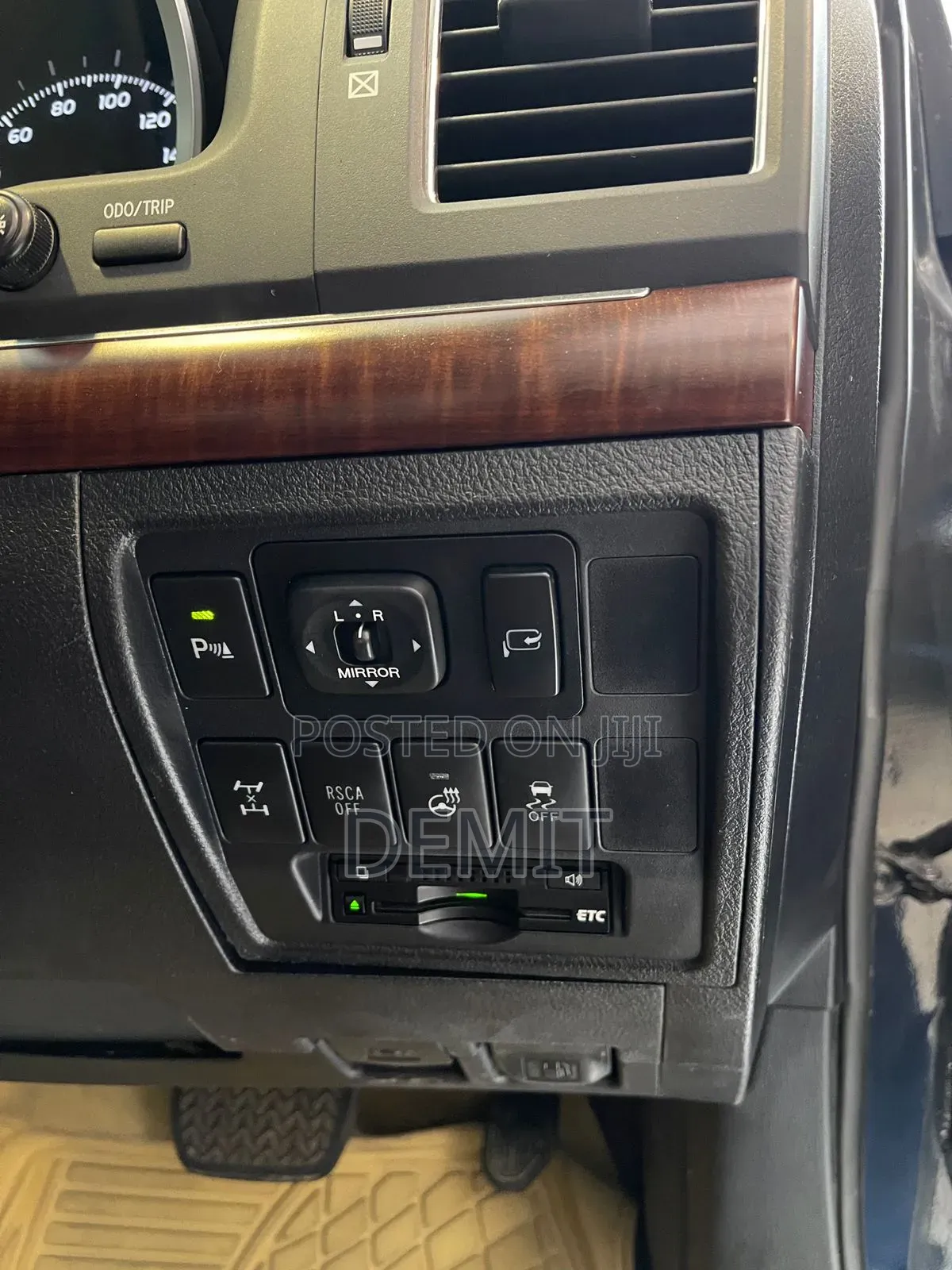 Toyota Land Cruiser 4.6 V8 ZX 2016 Black