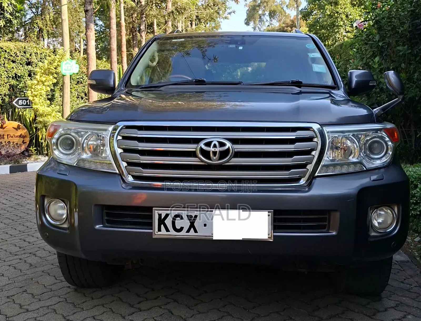 Toyota Land Cruiser 2012 Gray