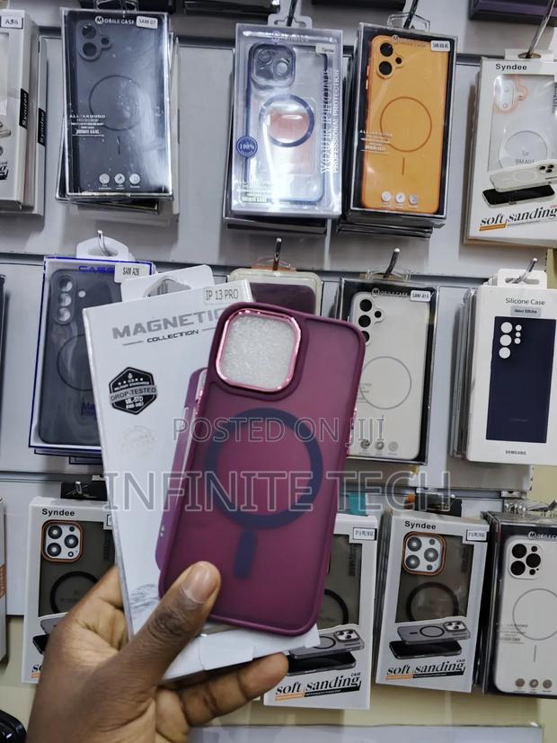 Magnetic Phone Case for 13 Pro - main view