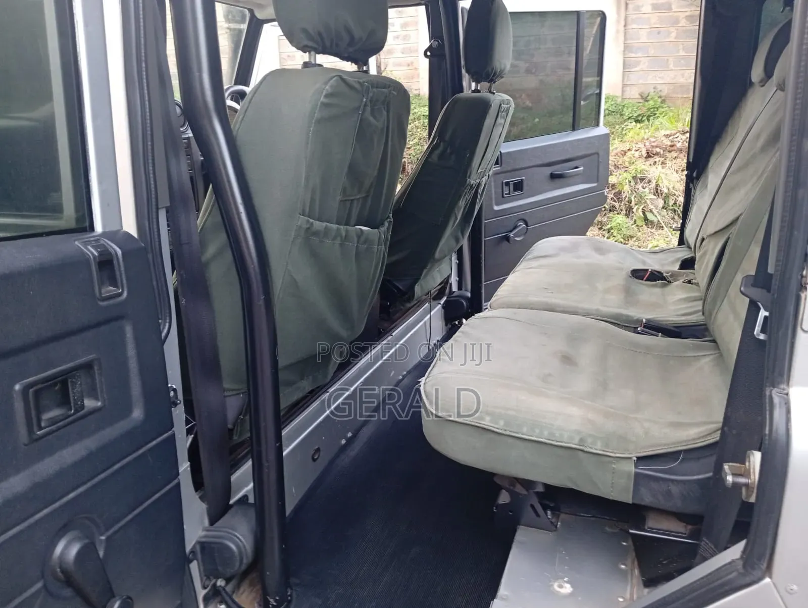 Land Rover Defender 2011 Gray