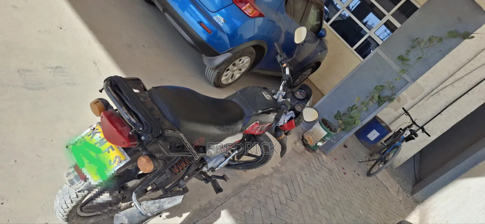 Bajaj Boxer 2021 Black