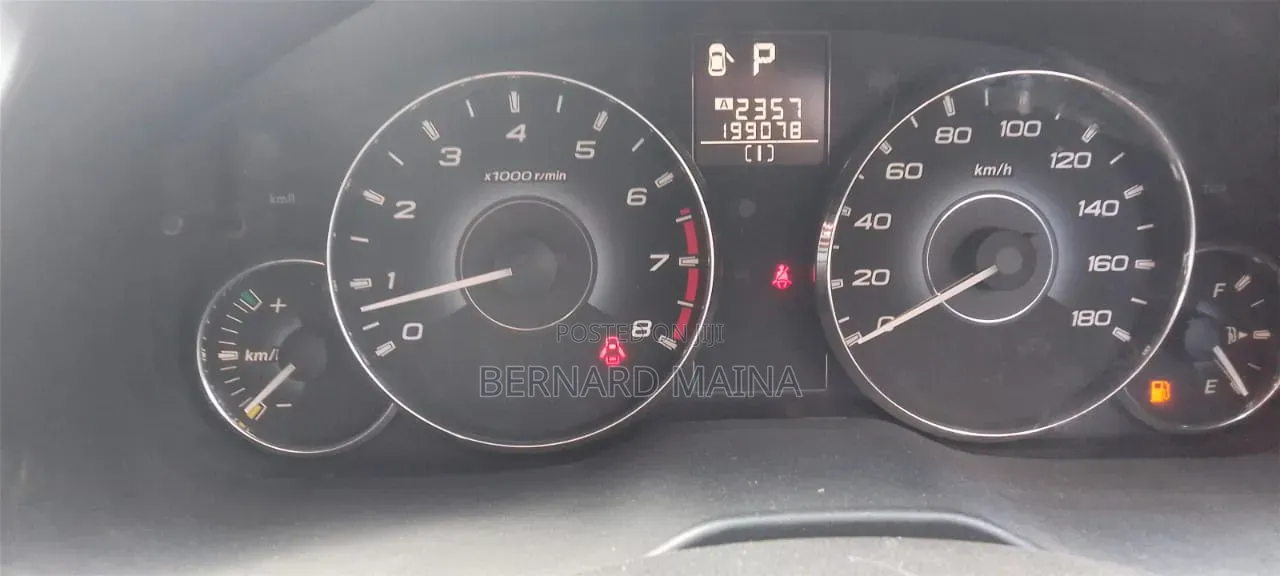 Subaru Outback 2012 Silver