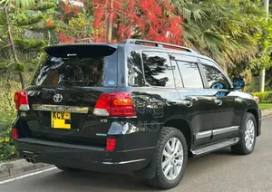 Toyota Land Cruiser 2012 Black