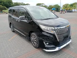 Toyota Esquire 2019 Black