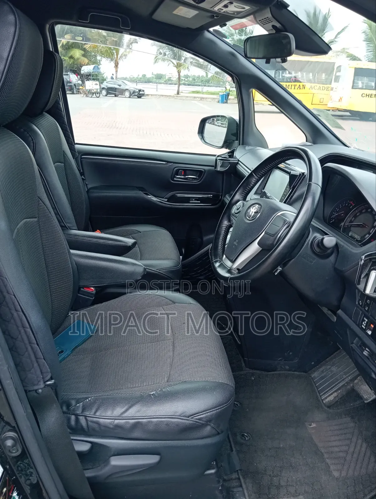 Toyota Esquire 2019 Black