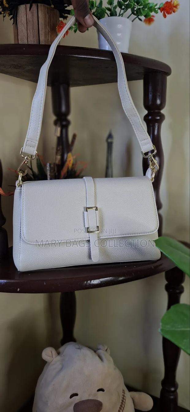 Shoulderbag - thumbnail 2
