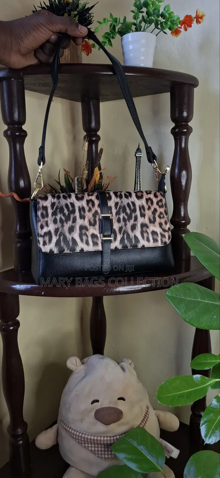 Shoulderbag
