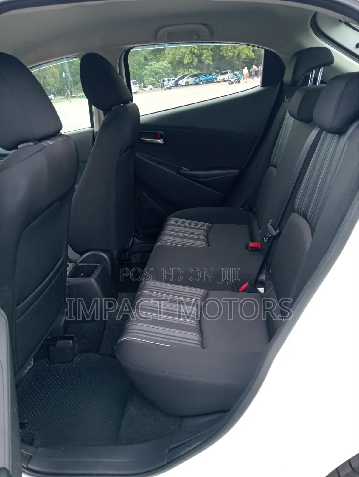 Mazda 2 2019 White