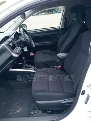 Toyota Corolla Fielder 2019 White