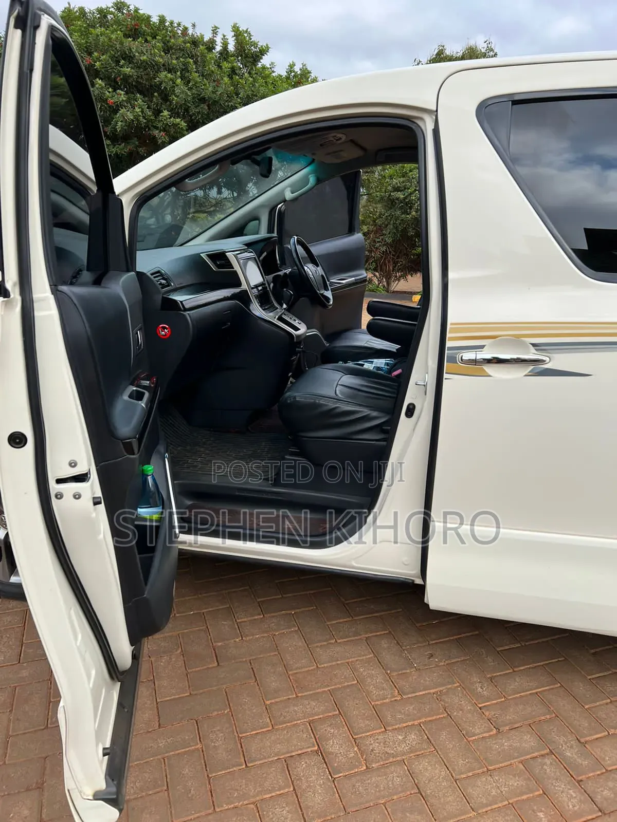 Toyota Alphard 2014 White