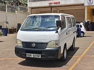 Nissan Caravan (Urvan) 2004 White