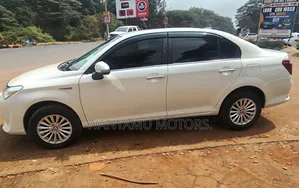 Toyota Axio 2017 White