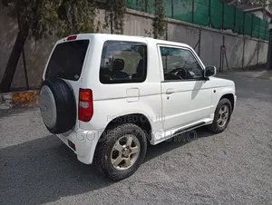 Mitsubishi Pajero Mini 2008 White