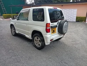 Mitsubishi Pajero Mini 2008 White