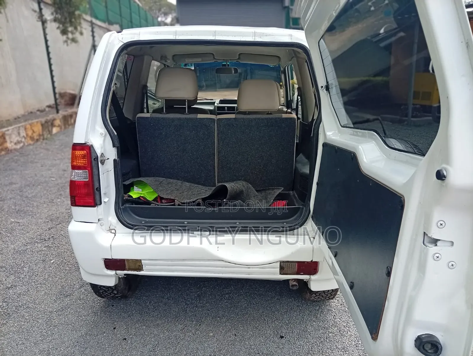 Mitsubishi Pajero Mini 2008 White