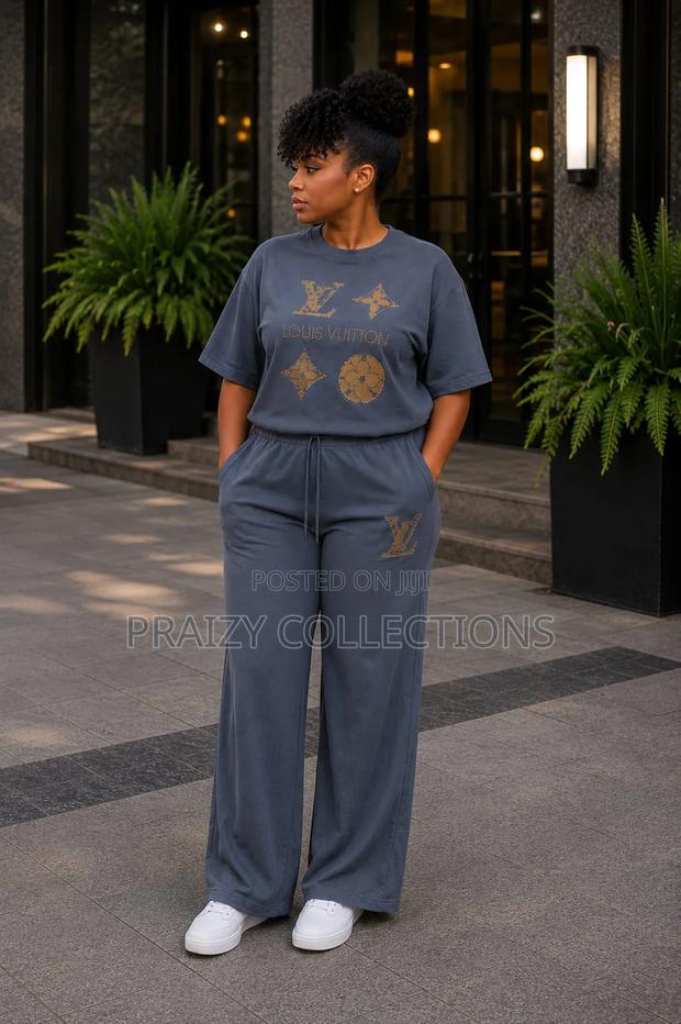 Two-Piece Wide-Leg Lounge Set - thumbnail 6