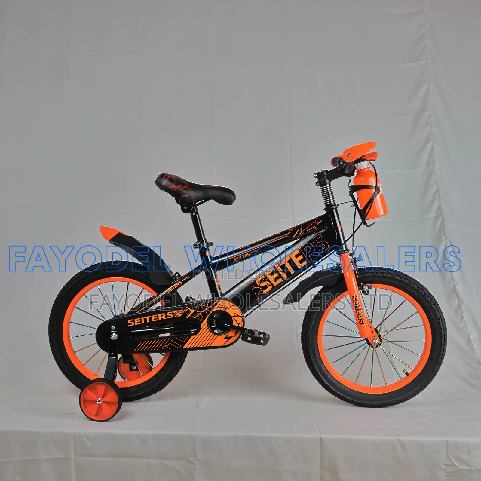 Seiters 16" Kids Bike – Training Wheels Water Bottle Included