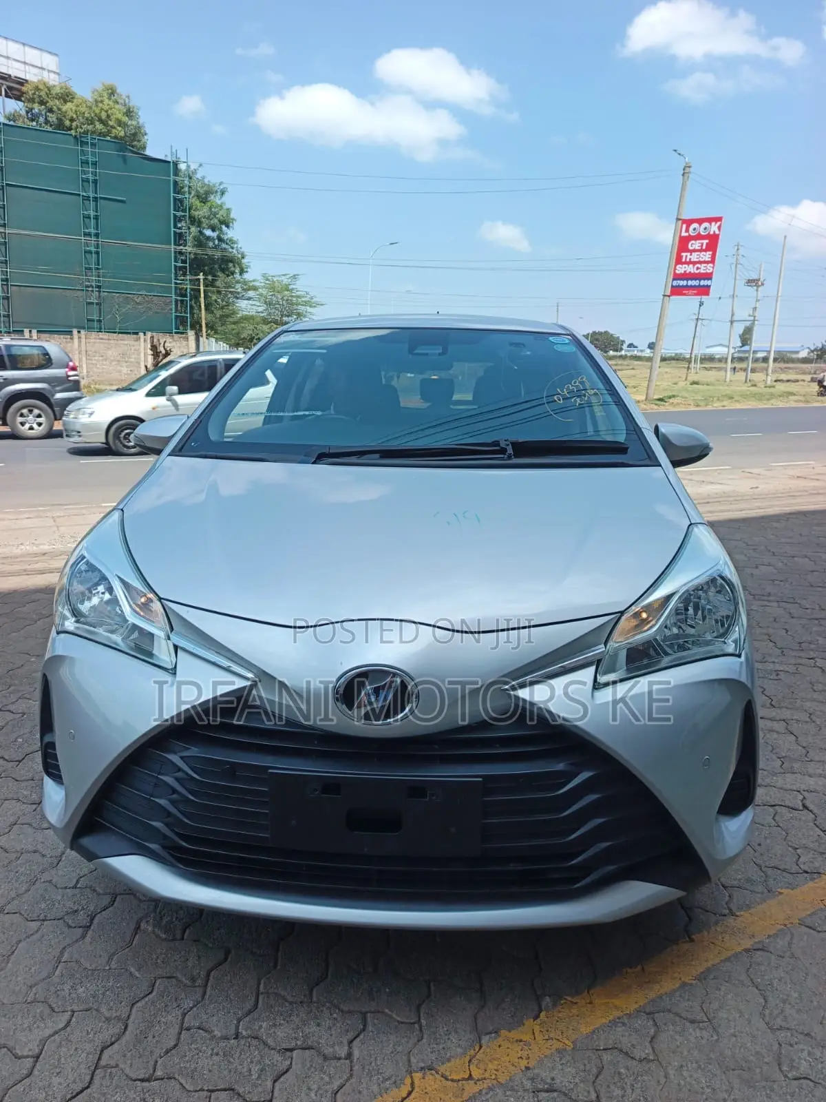 Toyota Vitz 1.3 AWD 5dr 2019 Silver
