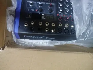 Soundcraft Powered Mixer