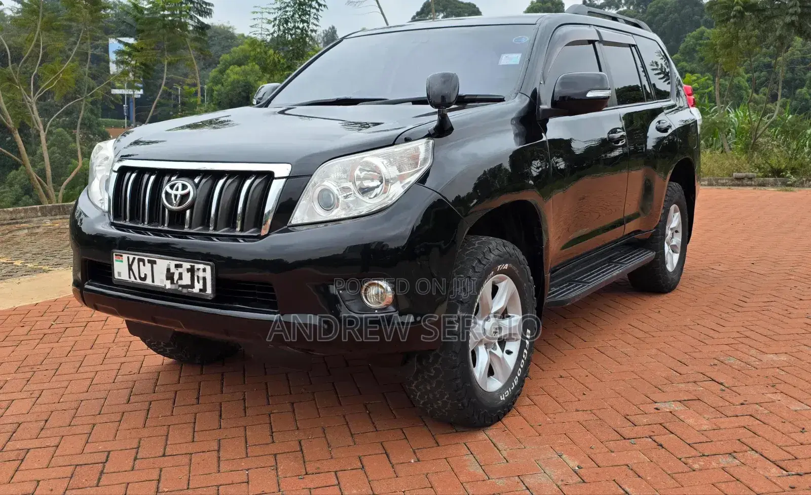 Toyota Land Cruiser Prado 2012 Black