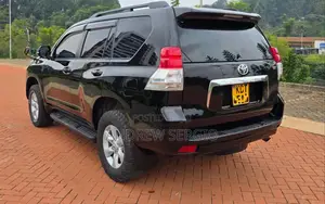 Toyota Land Cruiser Prado 2012 Black