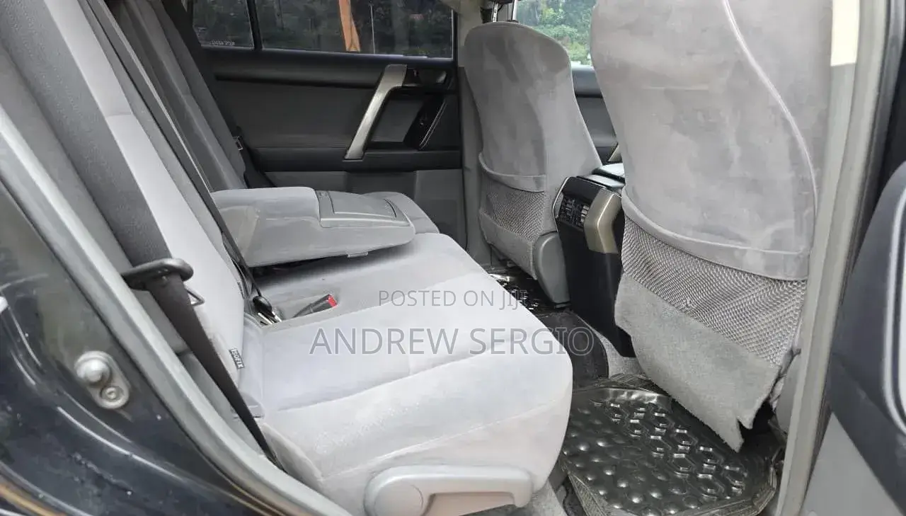 Toyota Land Cruiser Prado 2012 Black