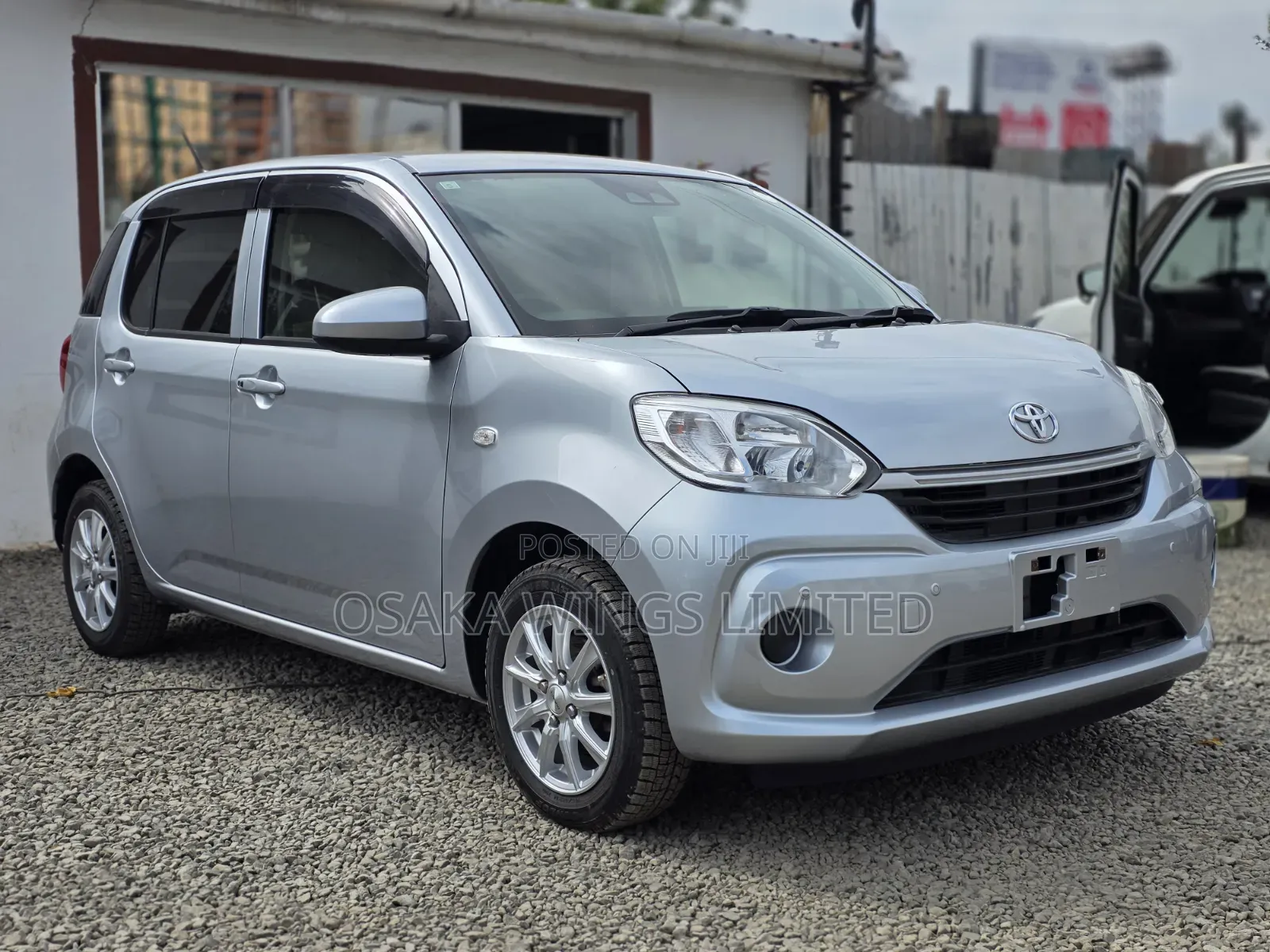 Toyota Passo 2019 Silver