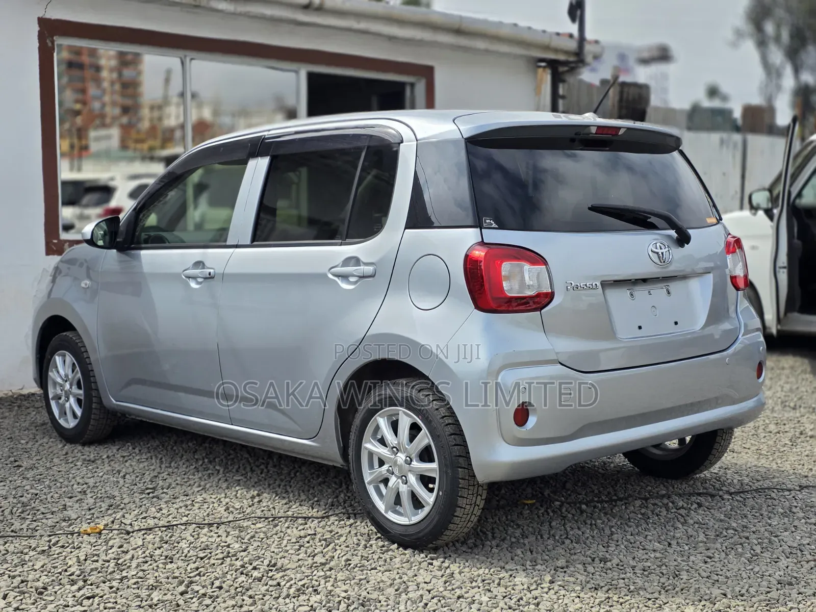 Toyota Passo 2019 Silver