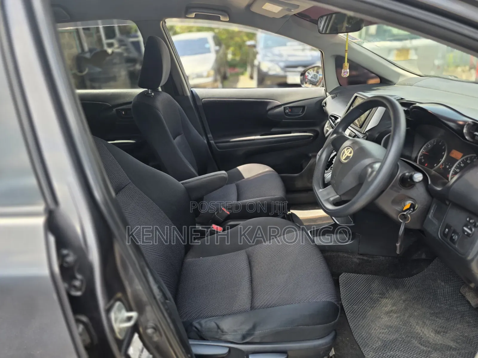 Toyota Wish 2014 Gray