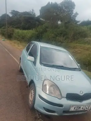 Toyota Vitz 1.3 AWD 3dr 2008 Blue
