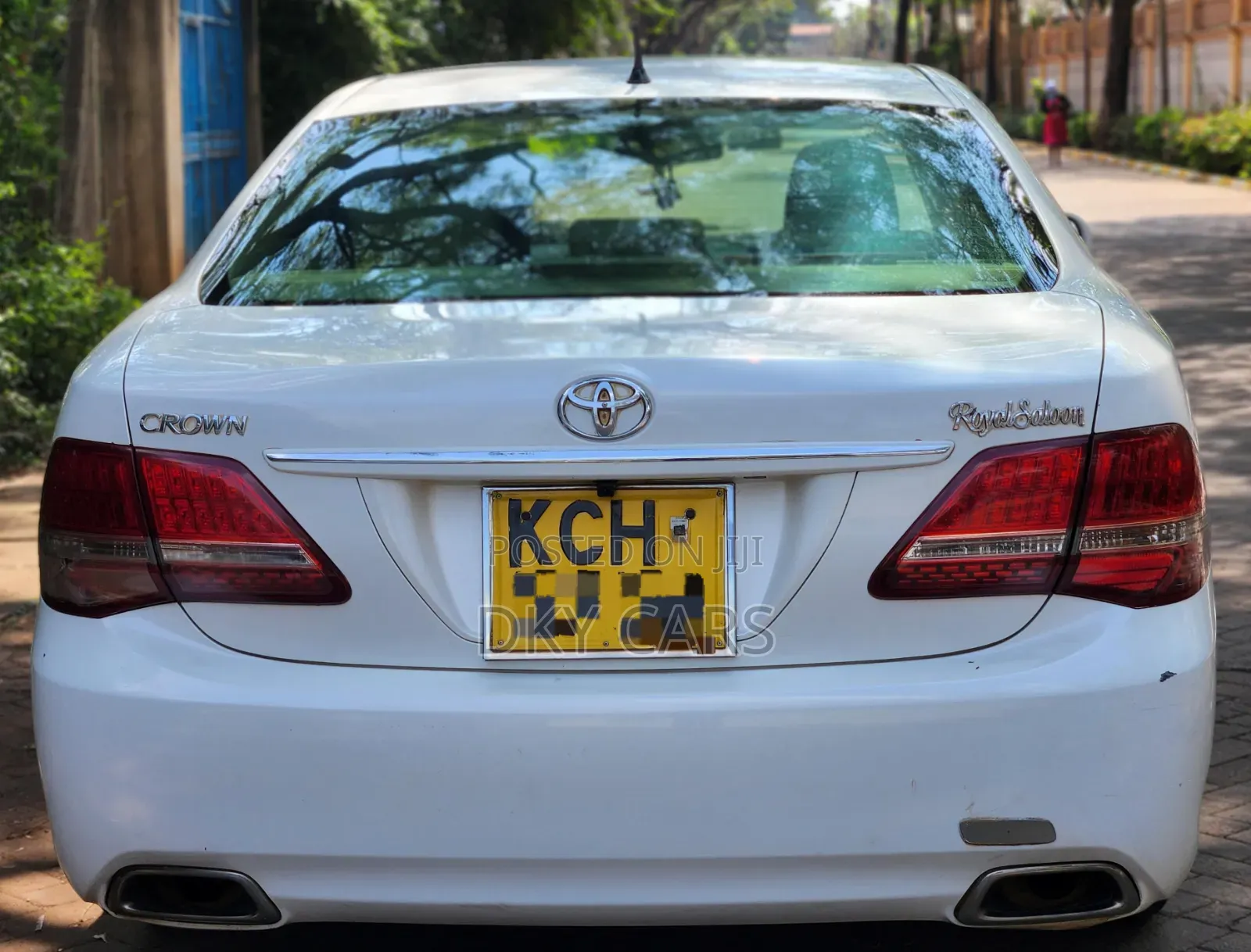 Toyota Crown 2009 White