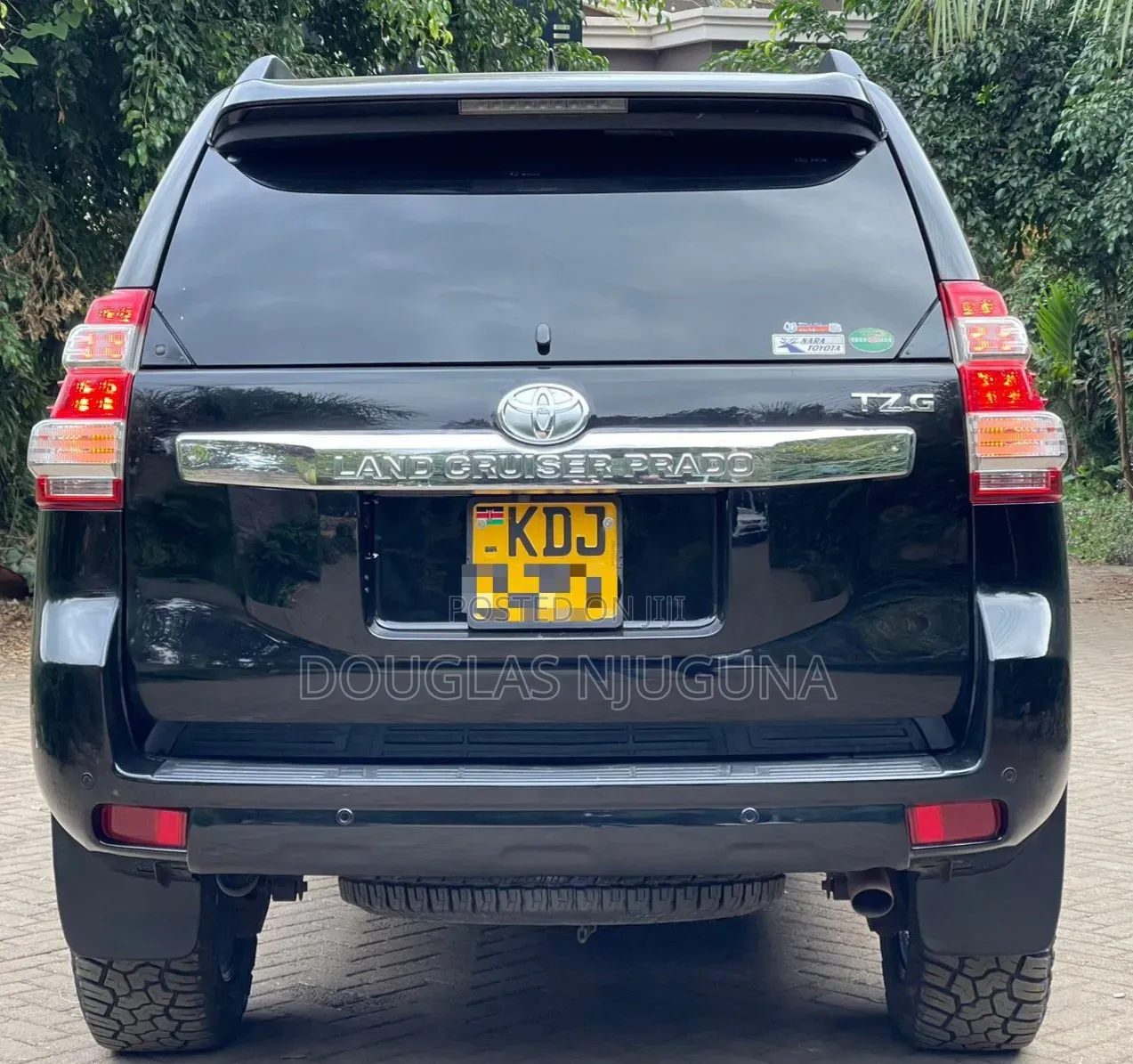 Toyota Land Cruiser Prado 2016 Black