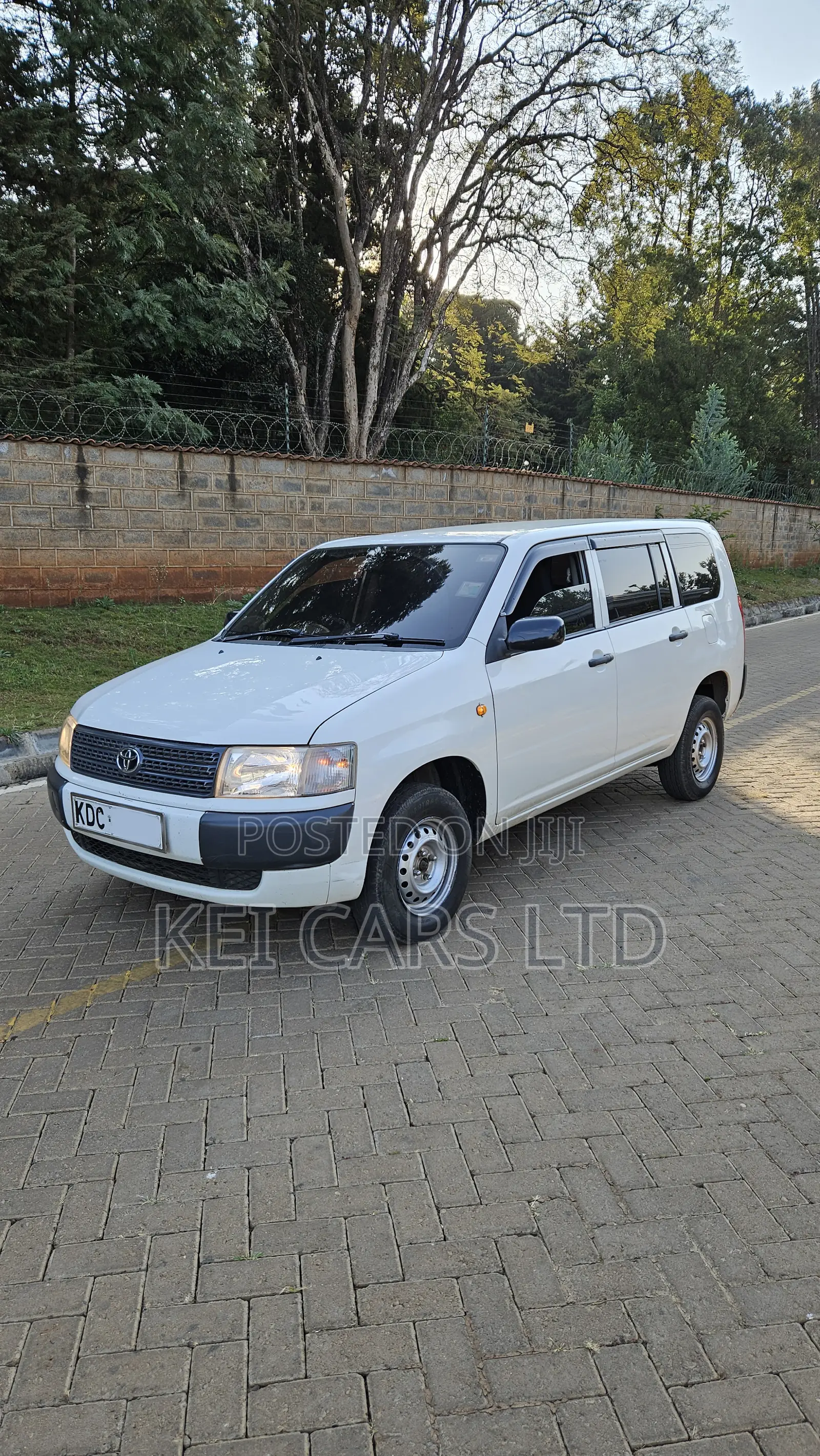 Toyota Probox 1.5 DX 2WD 2014 White