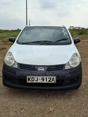 Nissan Advan 2015 White