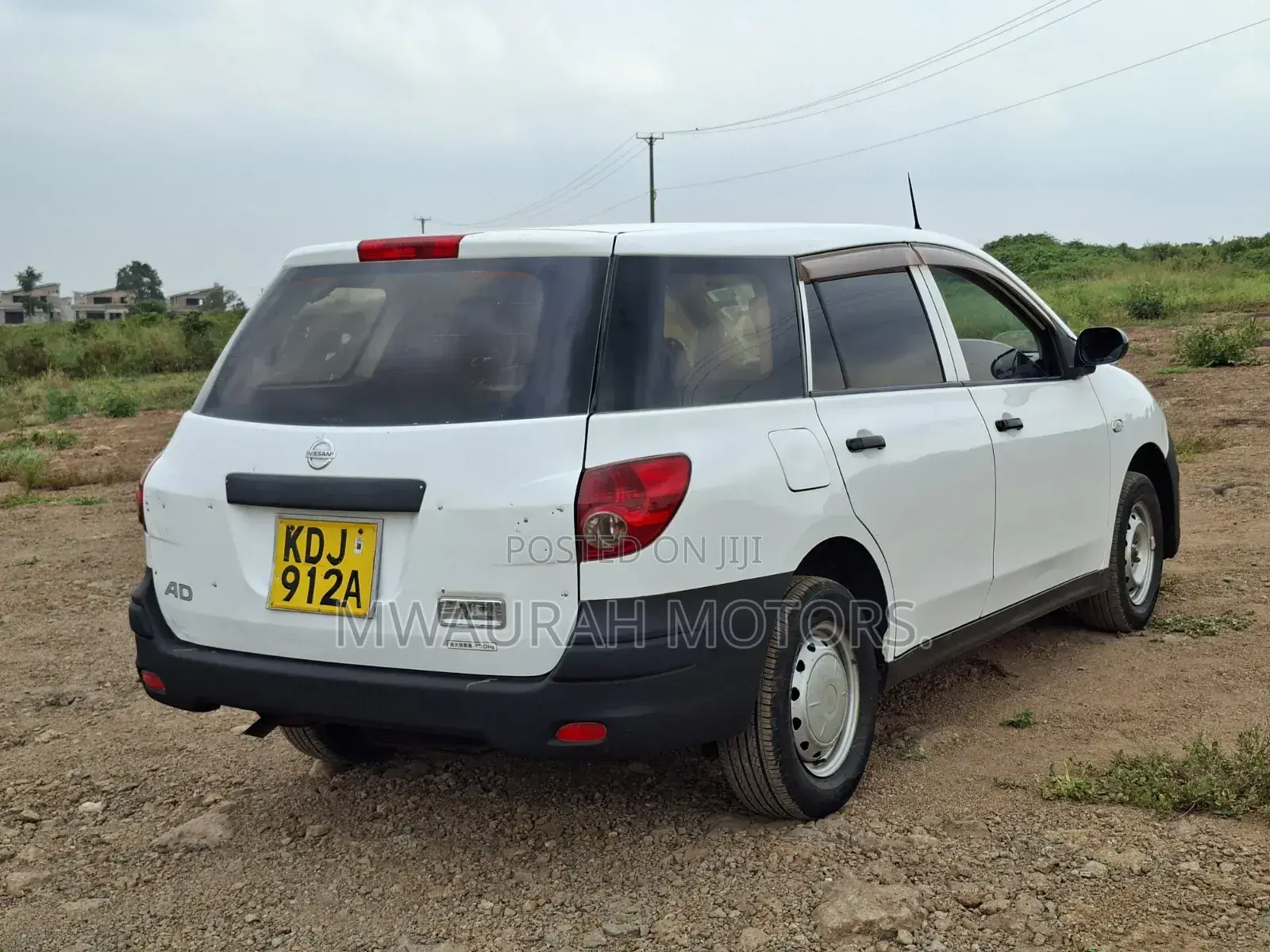 Nissan Advan 2015 White