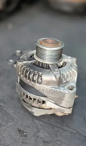 Hiace Altanators on Sale (7l)