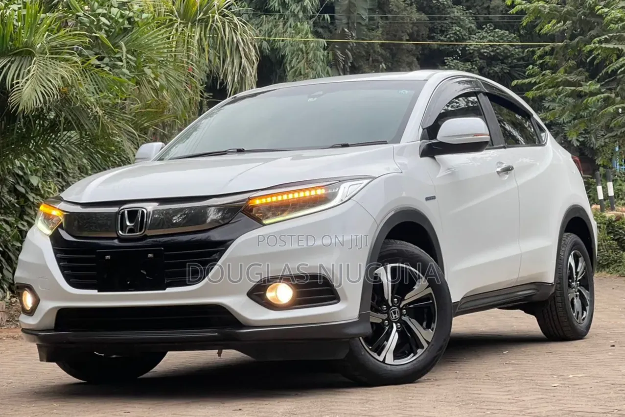 Honda Vezel 2019 White